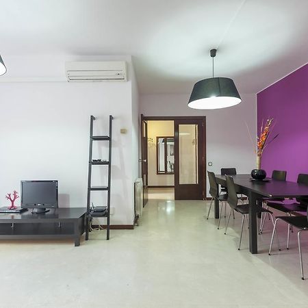 Apartment Sagrada Familia Barcelona Kamer foto